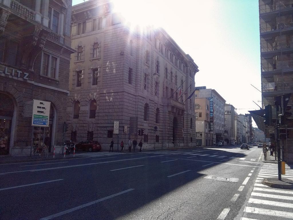 Casa Vacanze Rilke Trieste Luaran gambar